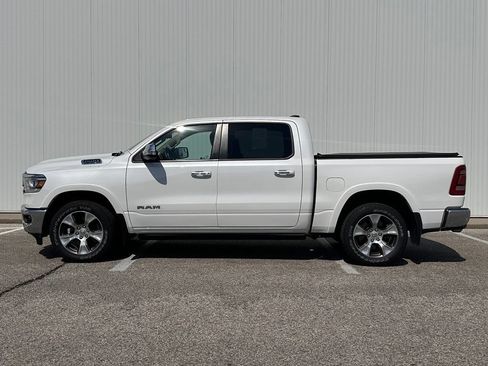 Used 2019 RAM 1500 Laramie AWD/4WD image 3