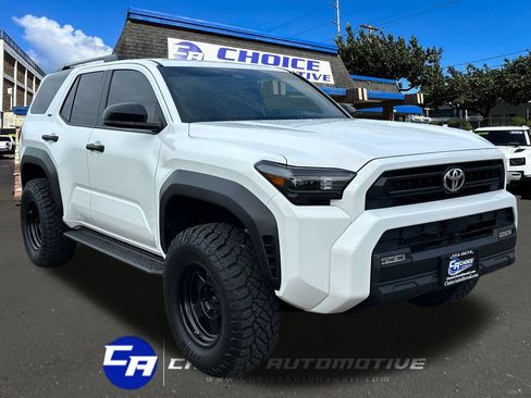 Used 2026 Toyota 4Runner SR5 AWD/4WD image 9