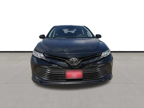Used 2020 Toyota Camry LE FWD image 8