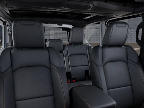 New 2026 Jeep Wrangler Unlimited Sahara AWD/4WD image 34