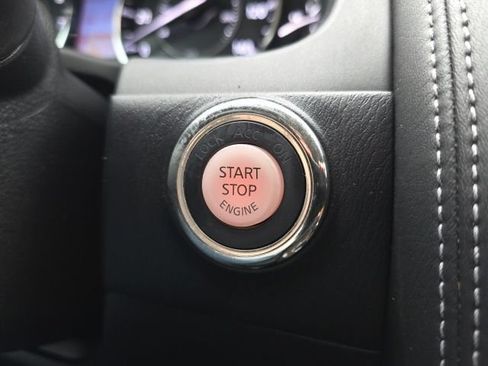 Used 2019 Nissan Armada Platinum RWD image 18