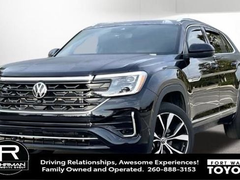 Used 2025 Volkswagen Atlas SE image 9