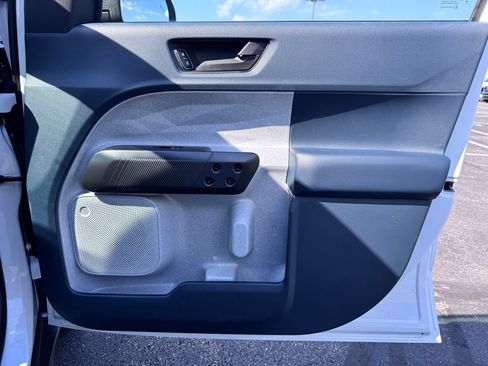 New 2026 Ford Maverick XLT FWD image 21
