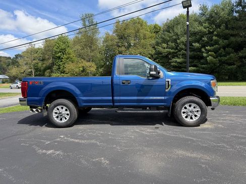 Used 2022 Ford F350 XLT w/ XLT Value Package AWD/4WD image 4
