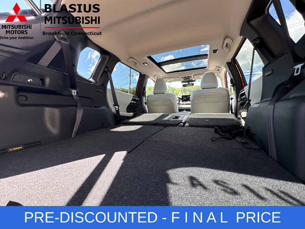 Used 2025 Mitsubishi Outlander SE AWD/4WD image 61