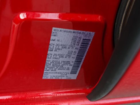 Used 2023 Nissan Frontier SV image 31