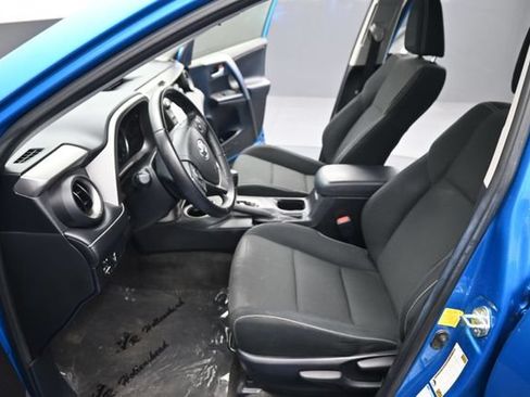 Used 2016 Toyota RAV4 XLE AWD/4WD image 12