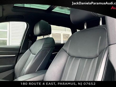 Used 2023 Audi e-tron Chronos w/ Chronos Package image 17