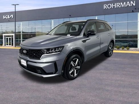 Used 2021 Kia Sorento EX w/ Panoramic Sunroof Package image 1