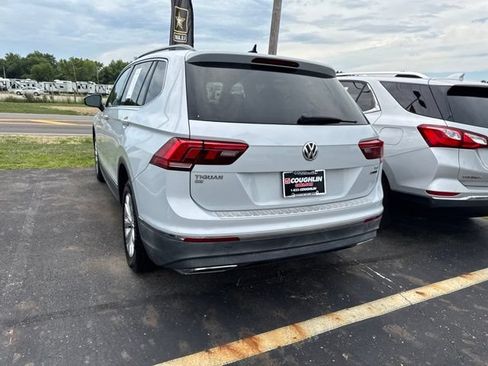 Used 2018 Volkswagen Tiguan SEL AWD/4WD image 7