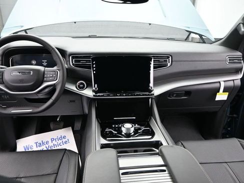 New 2026 Jeep Grand Wagoneer Limited AWD/4WD image 31