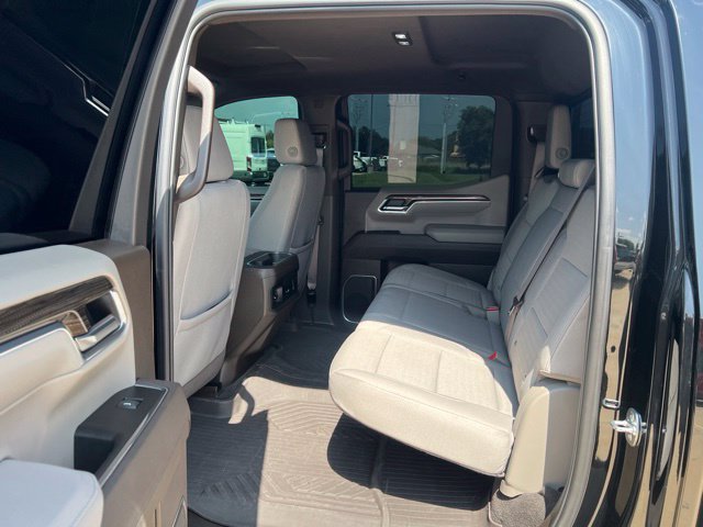 Used 2025 Chevrolet Silverado 1500 LT Trail Boss w/ Convenience Package II AWD/4WD image 13