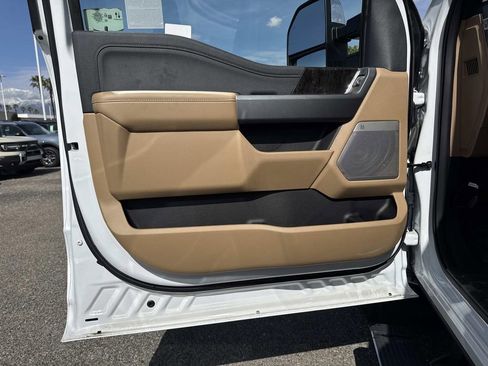 New 2025 Ford F350 Lariat w/ Lariat Ultimate Package image 17