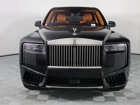 New 2026 Rolls-Royce Cullinan AWD/4WD image 10