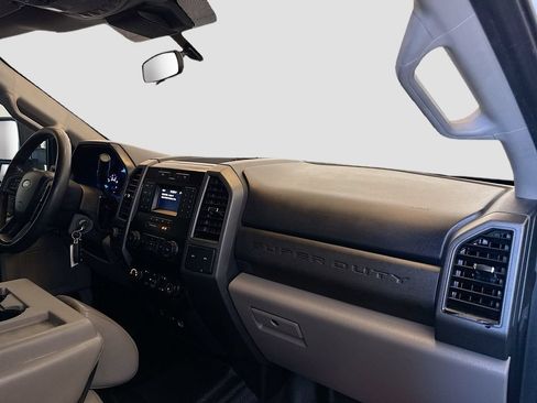 Used 2021 Ford F250 XL w/ Power Equipment Group AWD/4WD image 29