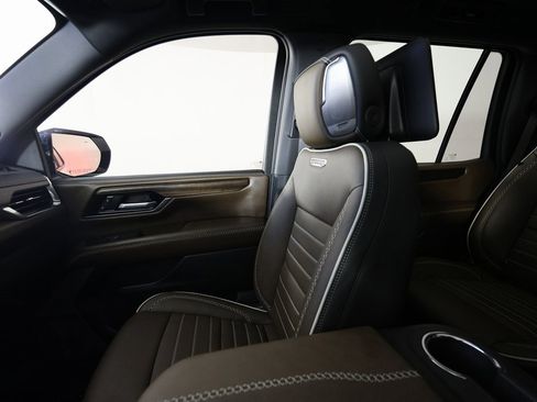 Used 2026 GMC Yukon Denali Ultimate image 42