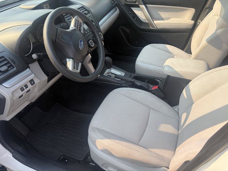 Used 2014 Subaru Forester 2.5i Premium w/ All-Weather Package AWD/4WD image 10