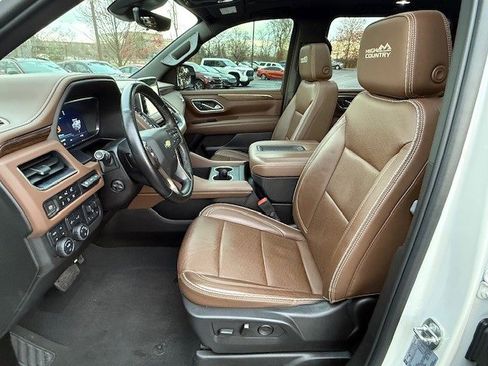 Certified 2024 Chevrolet Suburban High Country image 14