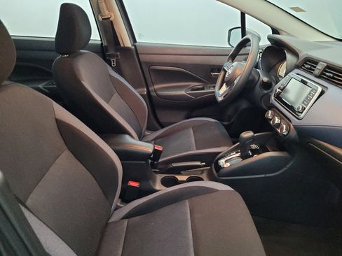 Used 2025 Nissan Versa SV w/ Trunk Package FWD image 21
