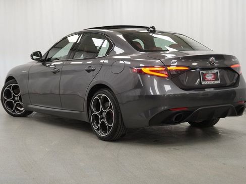 Used 2024 Alfa Romeo Giulia Veloce image 14