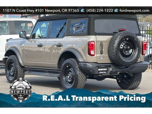 New 2026 Ford Bronco Big Bend w/ Black Diamond Package AWD/4WD image 8