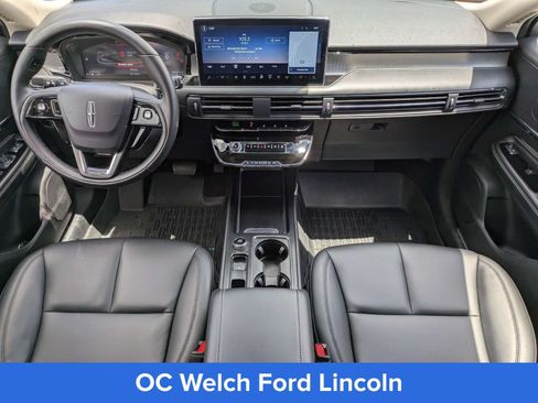 Certified 2026 Lincoln Corsair Premiere FWD image 10