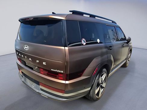Used 2025 Hyundai Santa Fe Limited AWD/4WD image 5