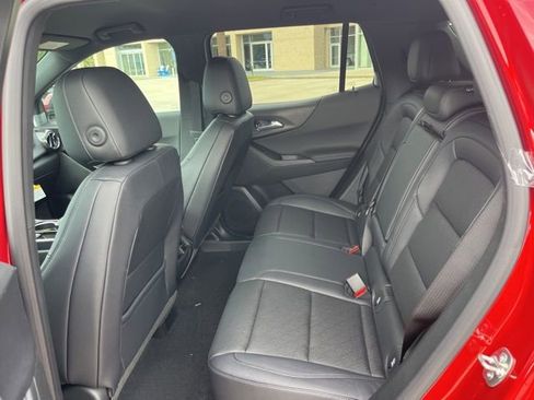 New 2026 Chevrolet Equinox LT FWD image 34