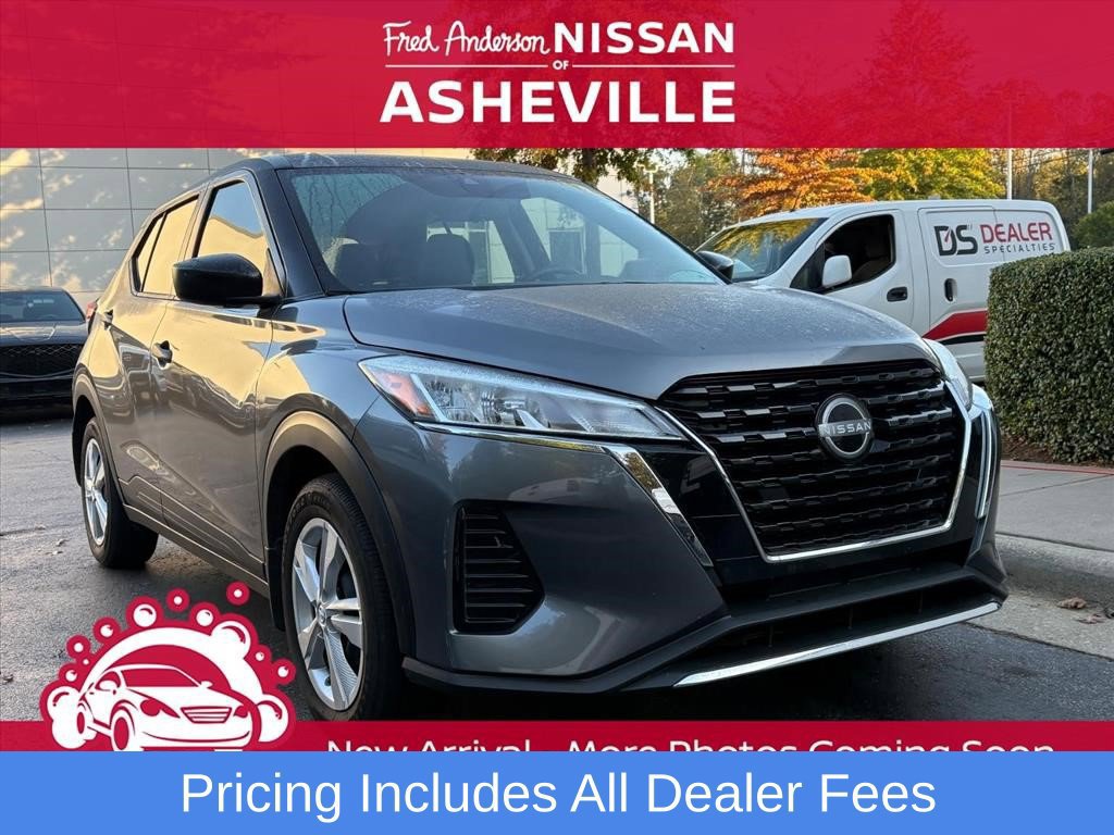 Used 2024 Nissan Kicks S FWD image 1