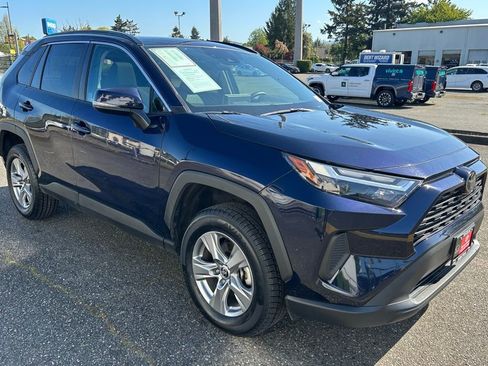 Certified 2024 Toyota RAV4 XLE w/ Convenience Package AWD/4WD image 3