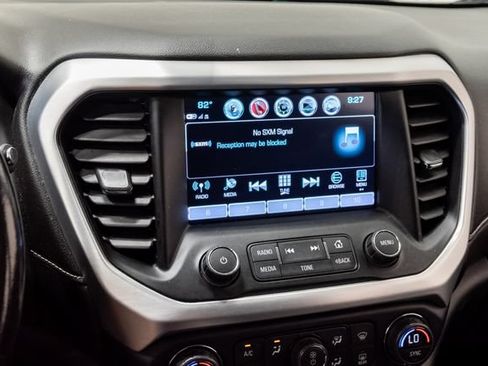 Used 2019 GMC Acadia SLT FWD image 16