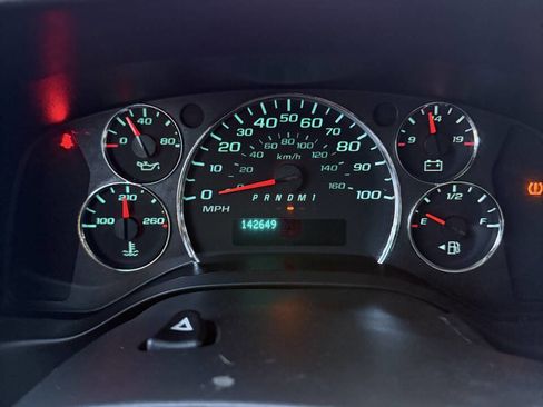 Used 2014 Chevrolet Express 2500 image 15