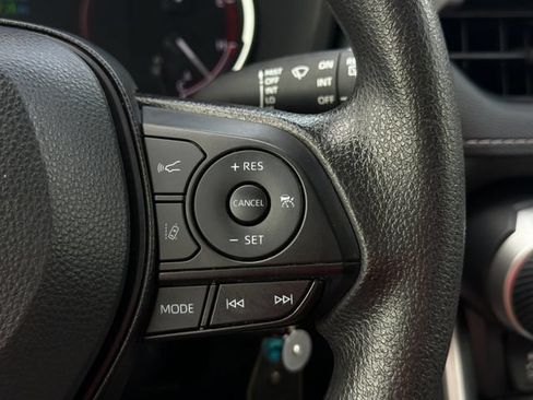 Certified 2025 Toyota RAV4 LE FWD image 25