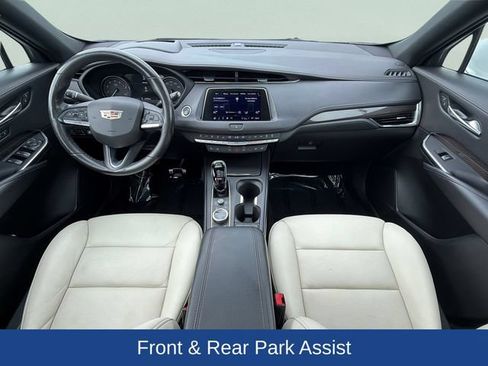Certified 2023 Cadillac XT4 Sport FWD image 27