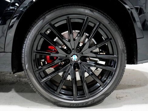 Used 2025 BMW X5 M60i image 34