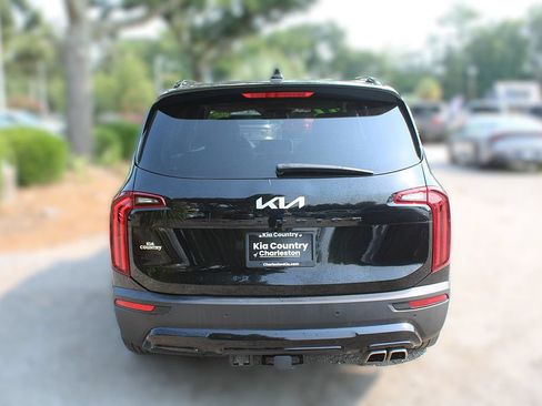 Certified 2022 Kia Telluride SX w/ SX Prestige Package AWD/4WD image 8