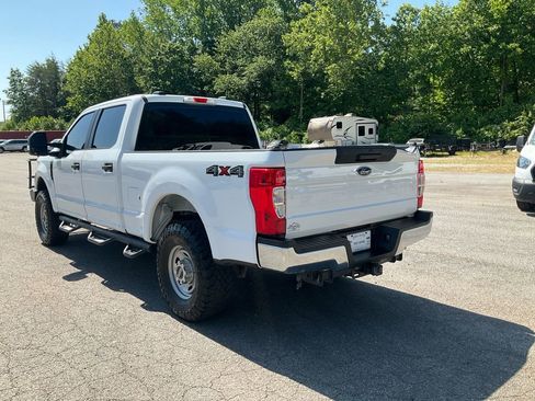 Used 2022 Ford F250 XL w/ Power Equipment Group AWD/4WD image 7