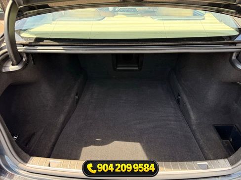 Used 2020 BMW 740i w/ Luxury Rear Seating Package RWD image 39