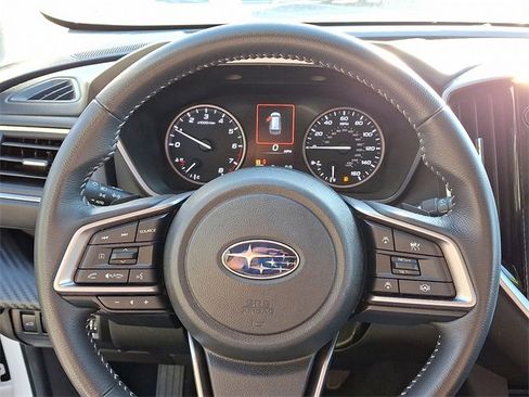 Used 2023 Subaru Ascent Premium w/ Convenience Package image 21