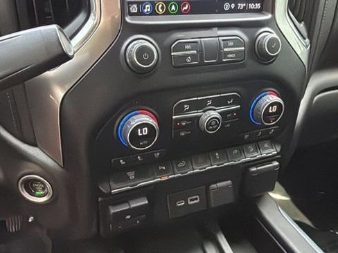 Used 2022 Chevrolet Silverado 2500 LTZ w/ LTZ Plus Package image 32