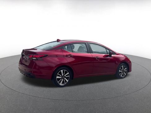 Used 2025 Nissan Versa SV image 15