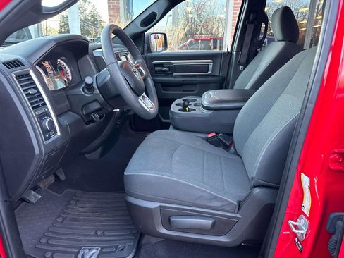 Used 2022 RAM 1500 Classic Warlock image 9