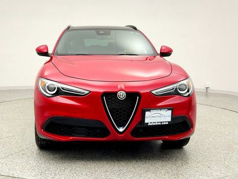Used 2022 Alfa Romeo Stelvio Ti image 2