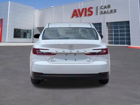 Used 2025 Toyota Camry LE FWD image 7