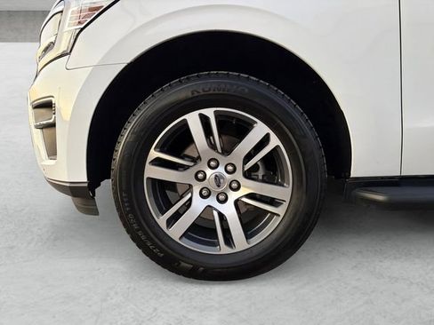 Used 2024 Ford Expedition Max Limited image 23