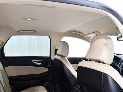 Used 2023 Ford Edge SEL w/ Convenience Package image 18