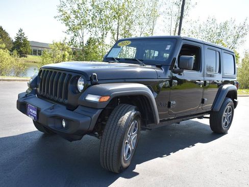 Used 2023 Jeep Wrangler Unlimited Sport AWD/4WD image 9