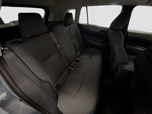 Used 2022 Toyota Corolla Cross LE AWD/4WD image 25