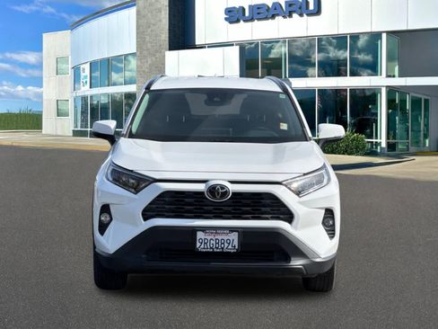Used 2021 Toyota RAV4 XLE w/ Carpet Mat Package (TMS) FWD image 10