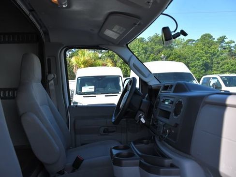 Used 2023 Ford E-450 and Econoline 450 Super Duty w/ Power Windows & Locks Group RWD image 23